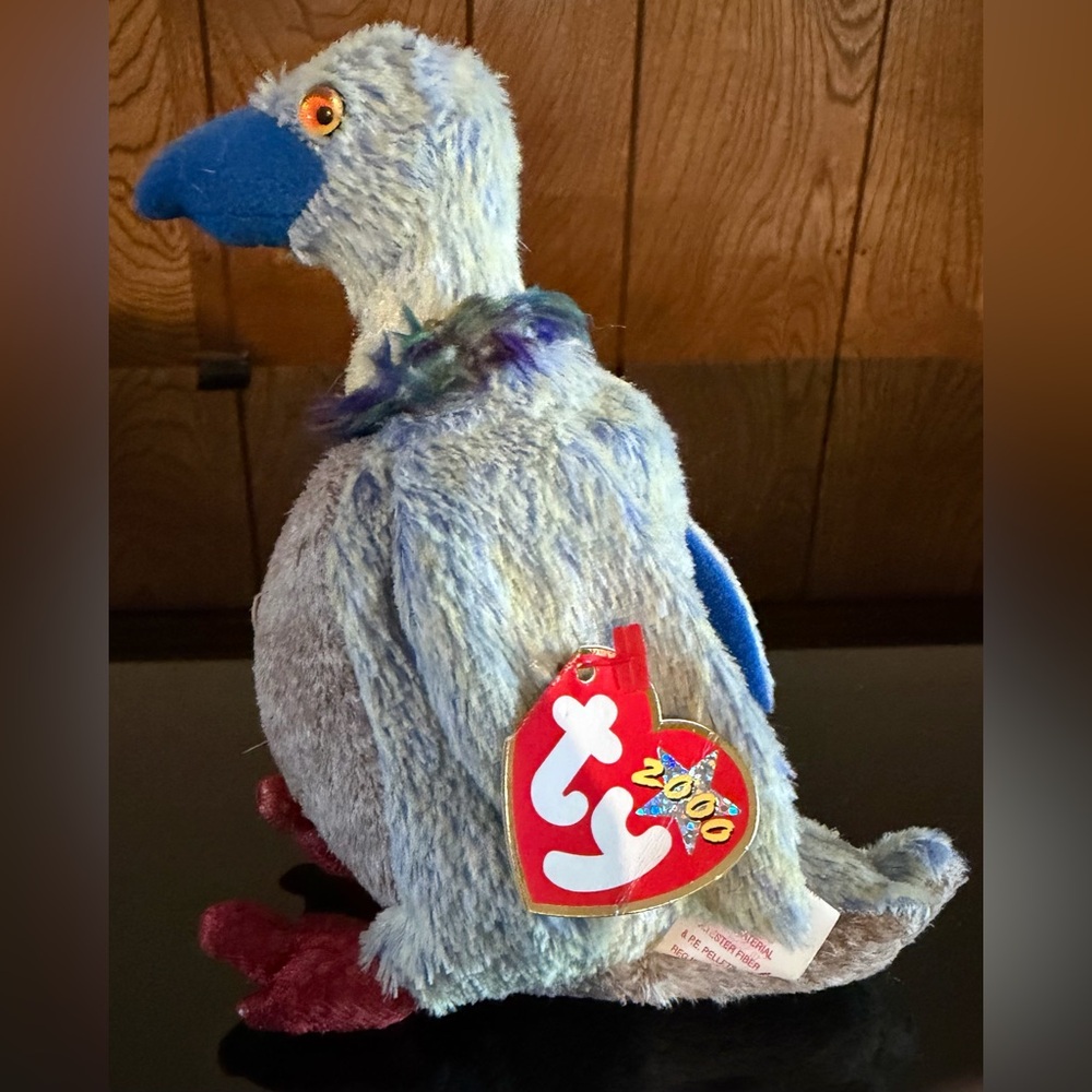 Ty Beanie Baby "Buzzy" the Buzzard plush toy